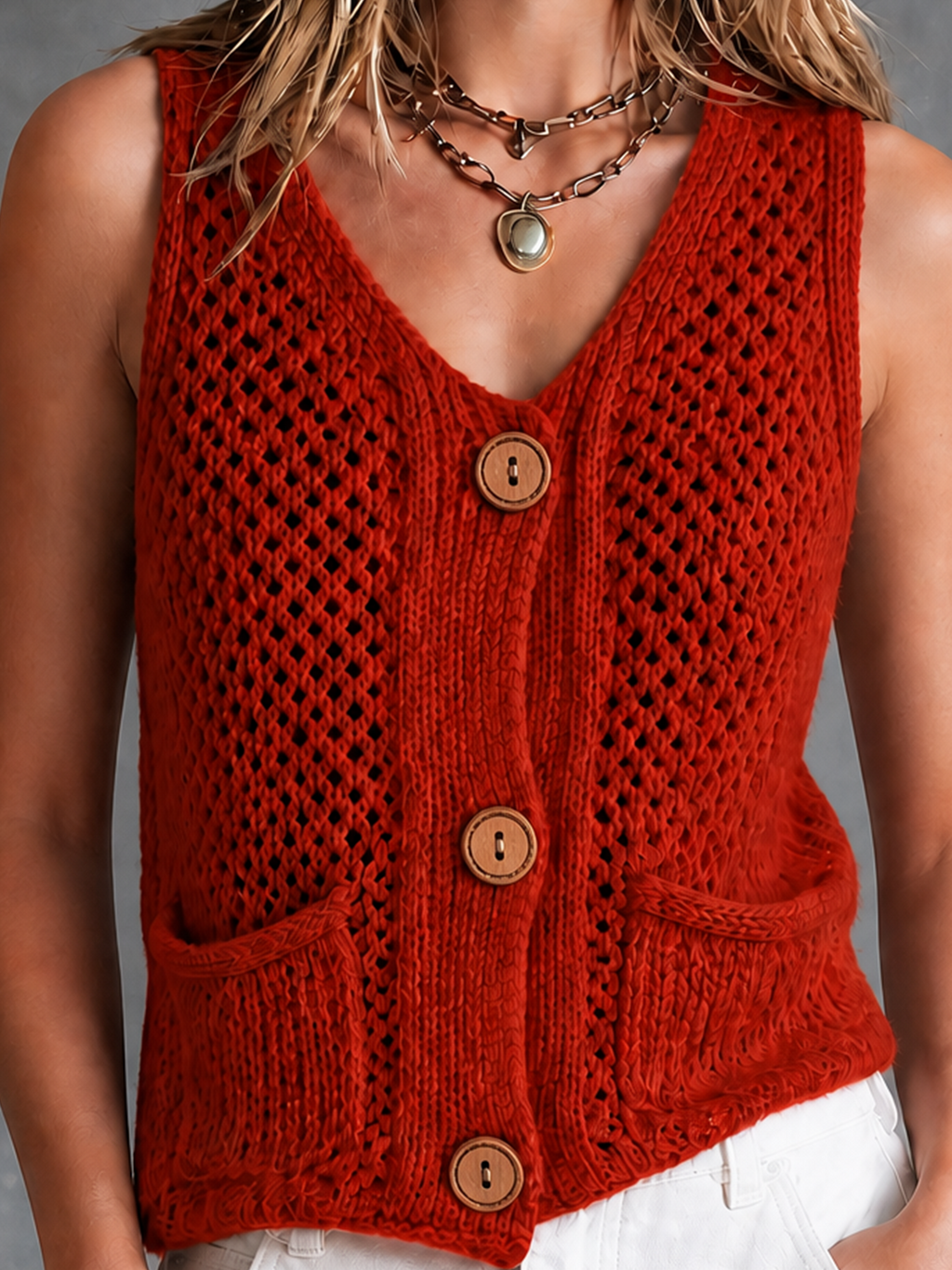 GINEVRA | RED HOLLOW-OUT VEST