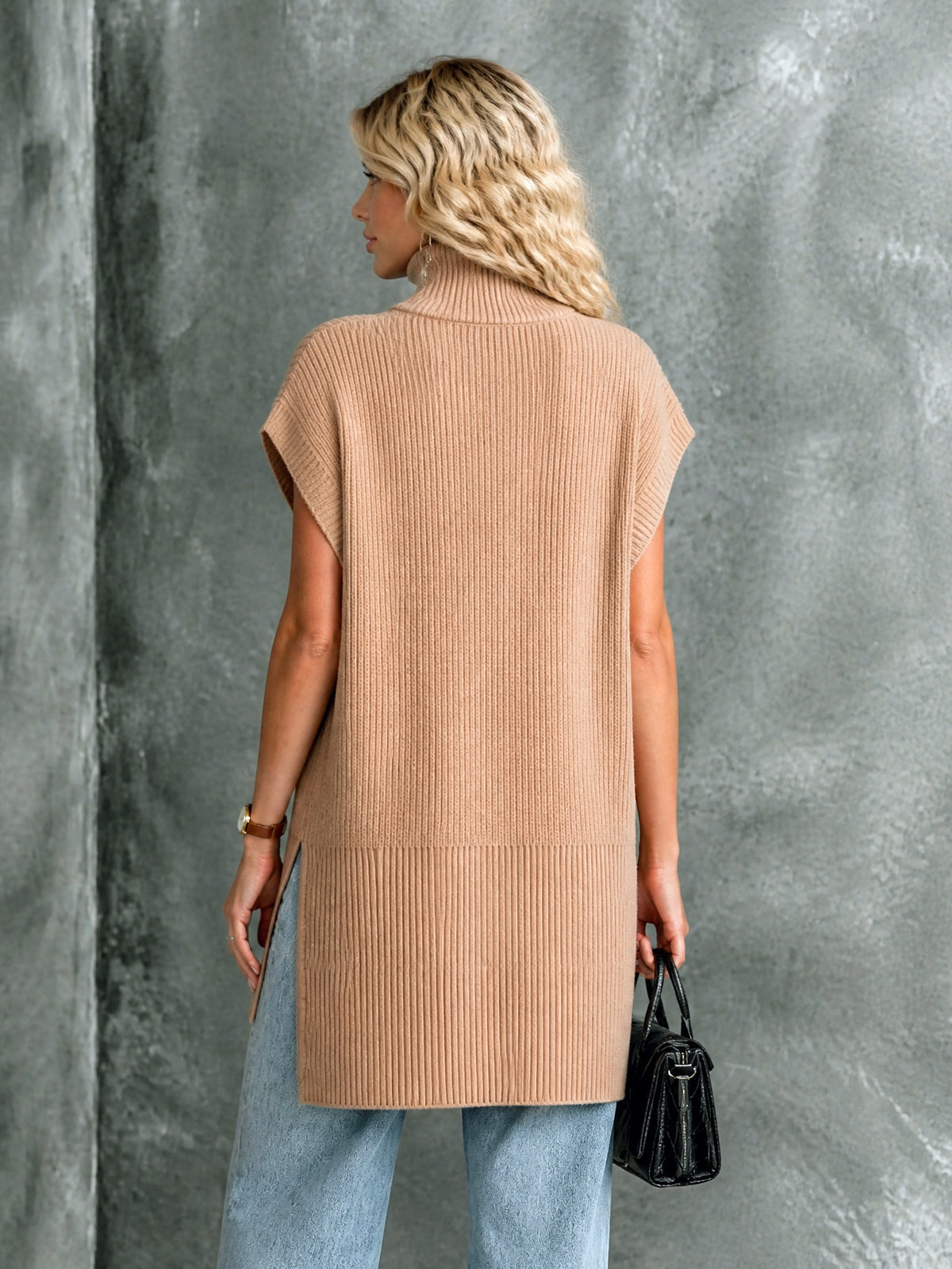 LIVIA | CAMEL ZIP VEST