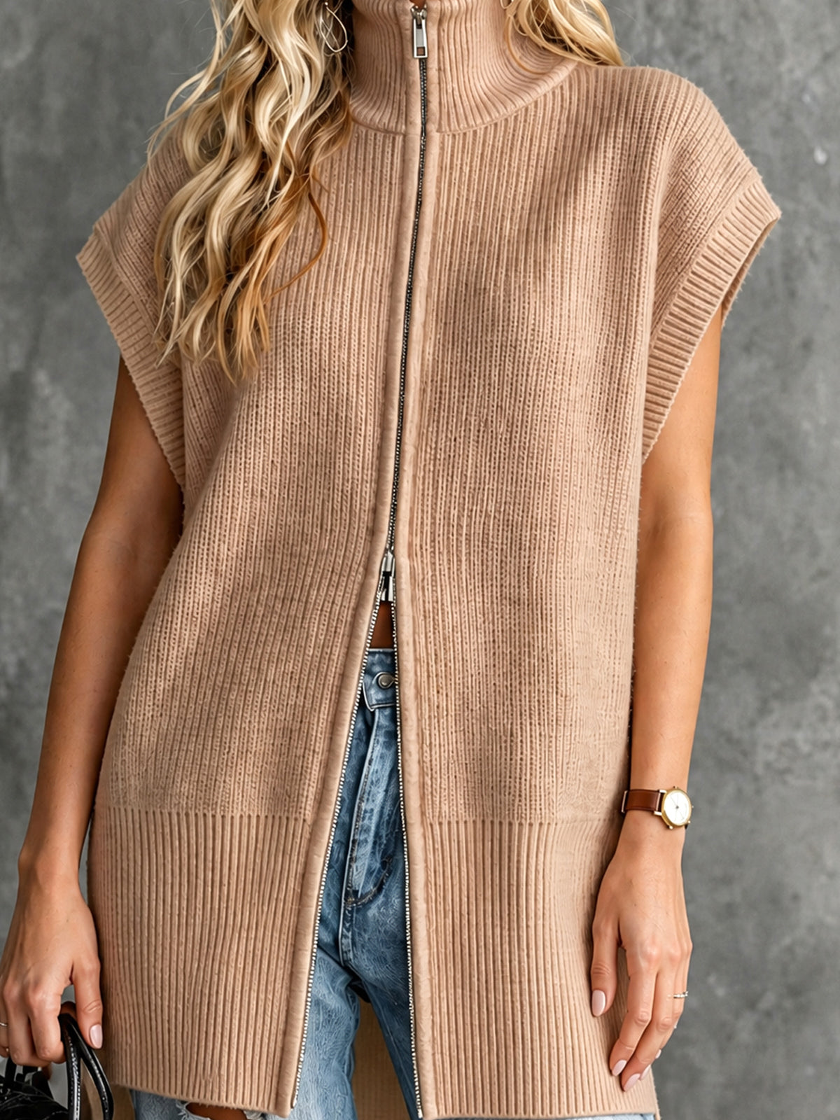 LIVIA | CAMEL ZIP VEST
