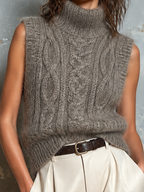 ILARIA | TAUPE CABLE VEST