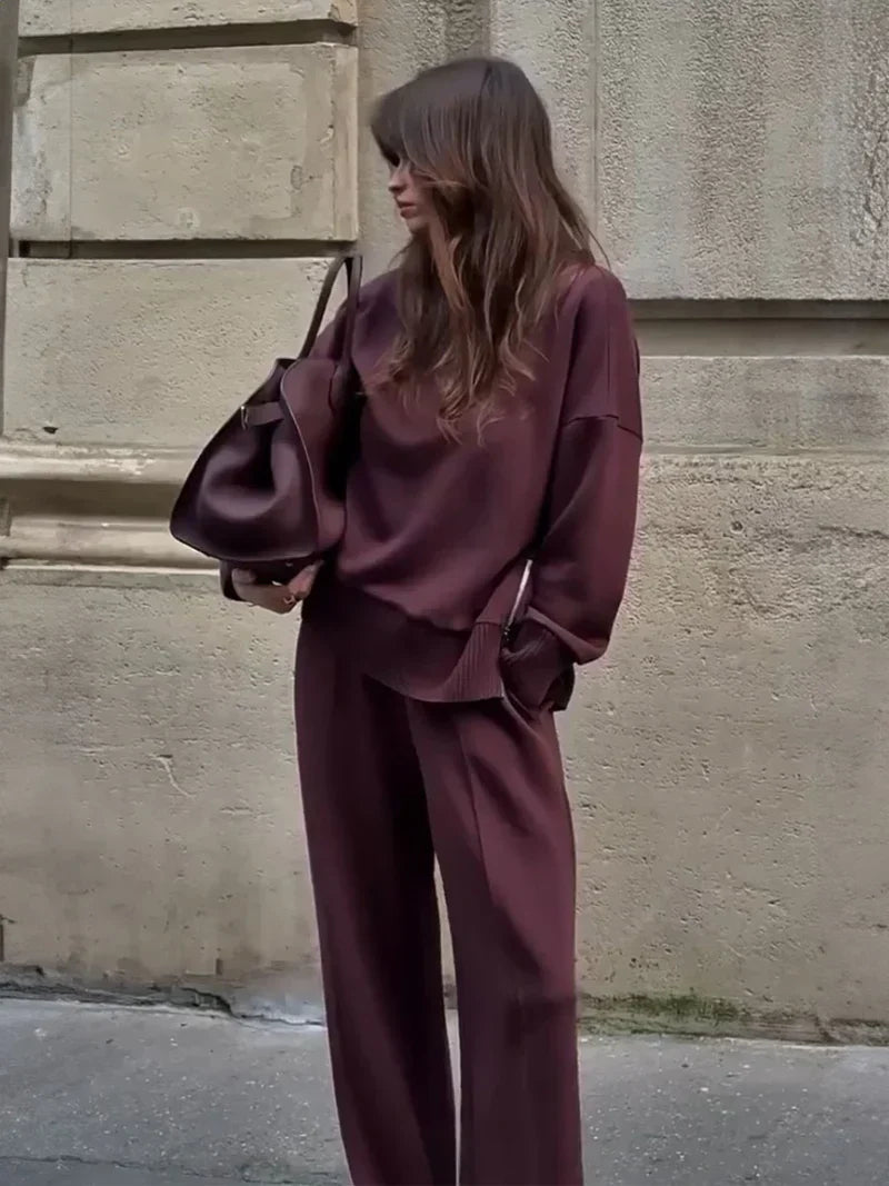 Brenara - Relaxed Fit Sweatshirt Set