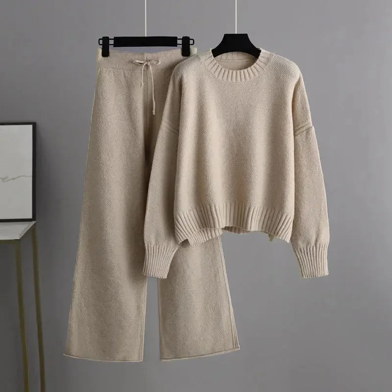 Thavianne - Soft Knit Set Parisian Elegance
