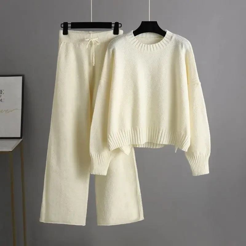 Thavianne - Soft Knit Set Parisian Elegance