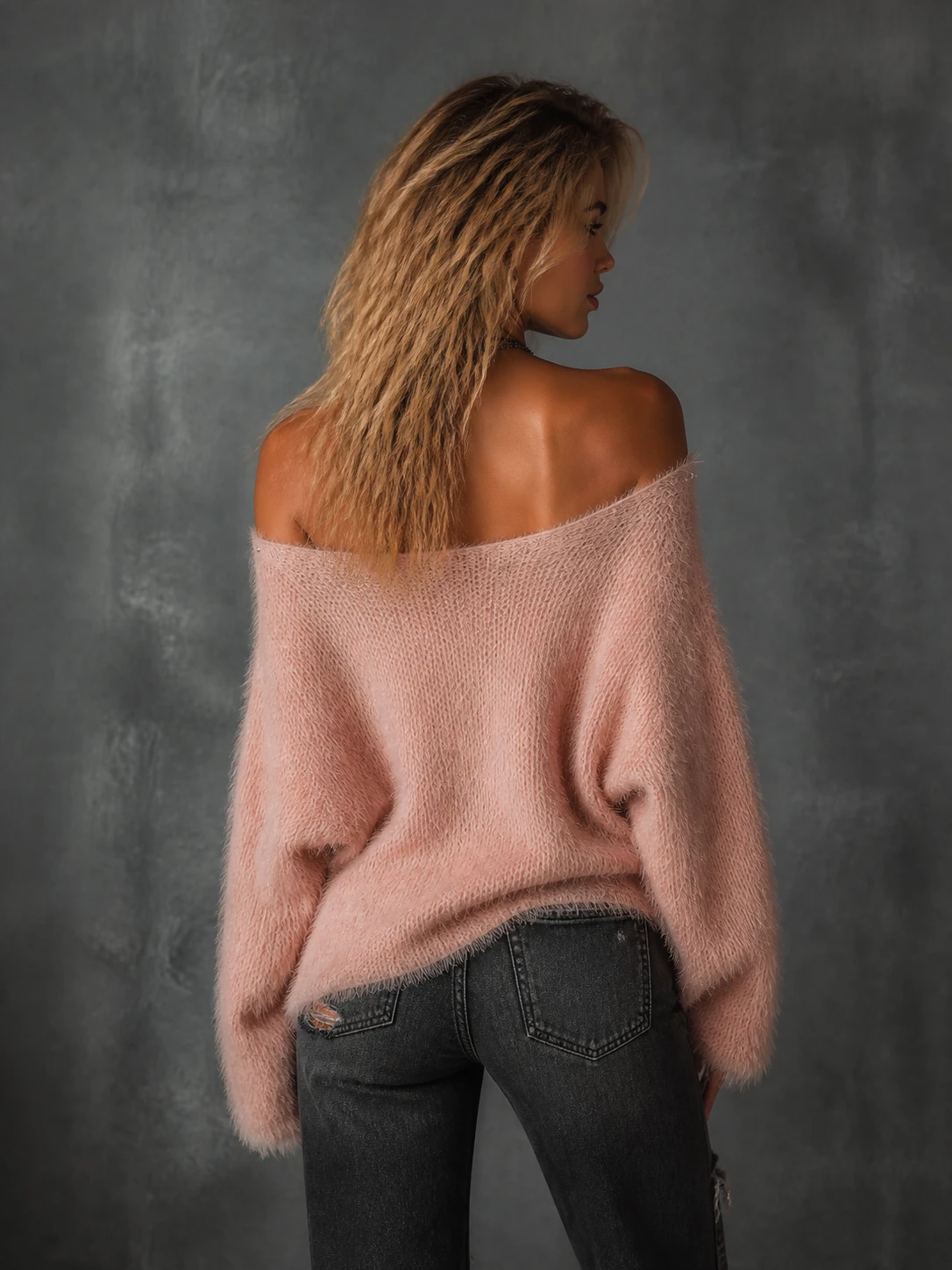 EVANGELINE | DUSTY PINK FUZZY SWEATER